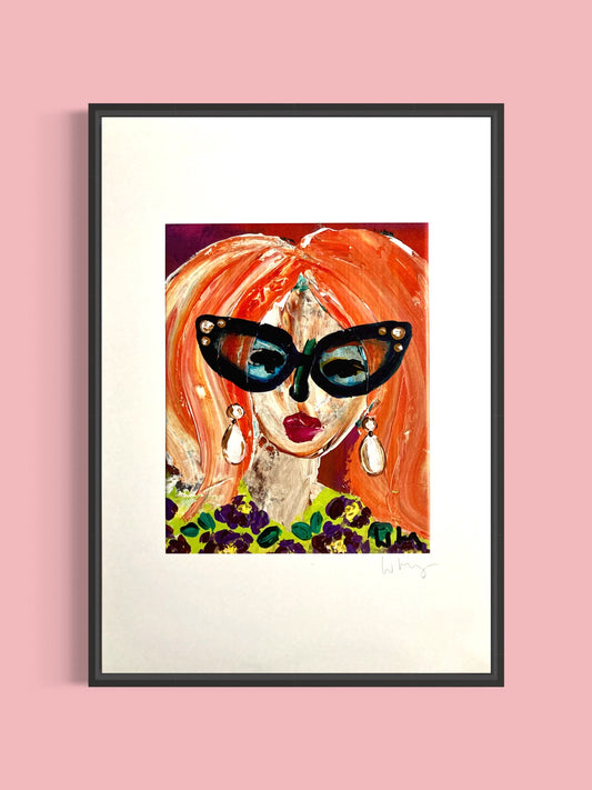 Dam med pärlörhängen